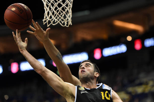 在创造进攻 在创造进攻