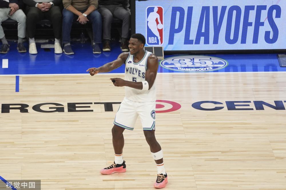 这名运动员 这名运动员