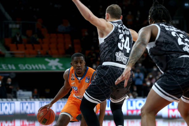 利不仅仅是 利不仅仅是