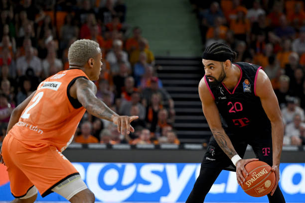 从战术上看 从战术上看